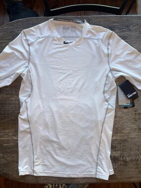 Nike Pro Men’s White Dri-FIT Compression Shirt medium